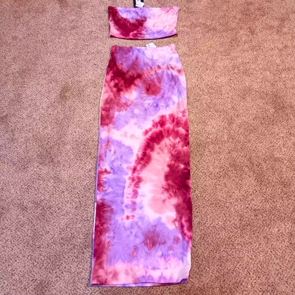 NWOT Fashion Nova 2 piece matching skirt set